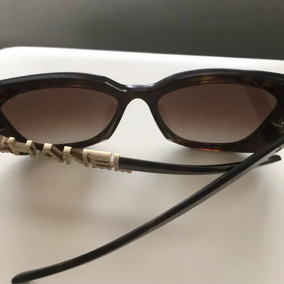 NWT CHANEL 2025 Cat Eye Sunglasses - Picture 3 of 7